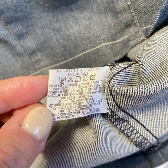 ⭐️Mini Denim Skirt in Size 14 - Picture 6 of 6